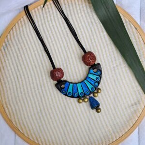 peacock blue pendant thread neckpiece
